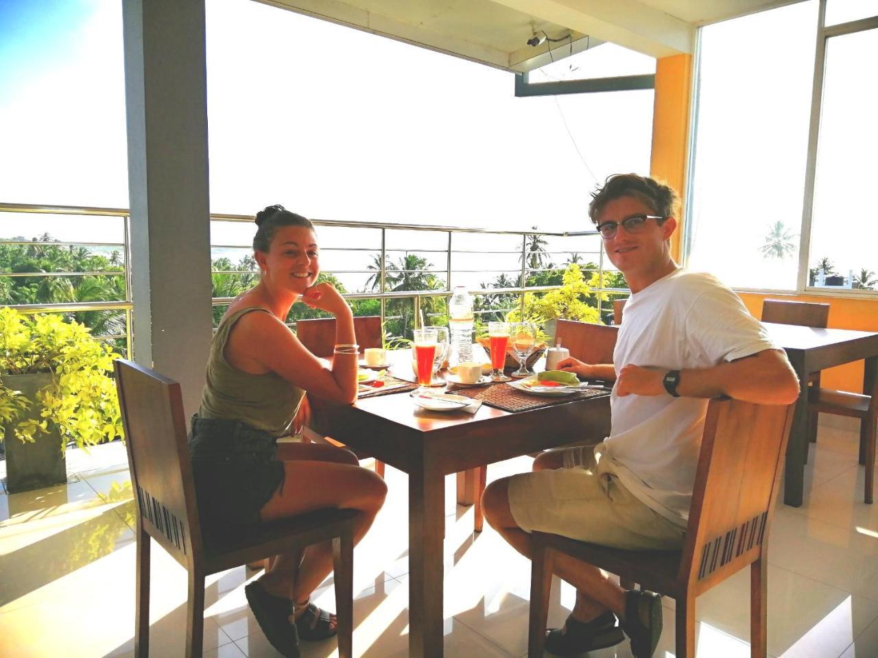 Mars Hotel Тангалла Экстерьер фото