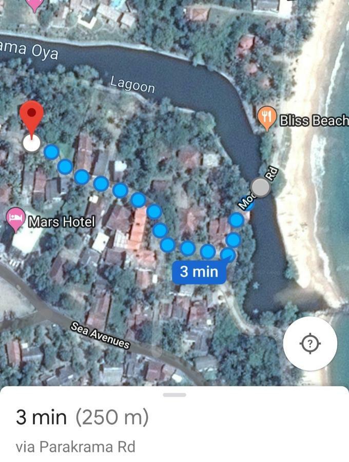 Mars Hotel Тангалла Экстерьер фото